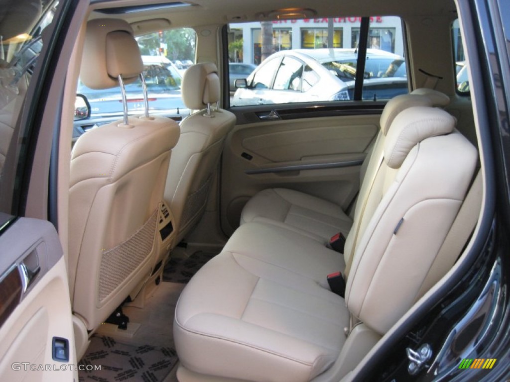 Cashmere Interior 2010 Mercedes-Benz GL 450 4Matic Photo #59253100
