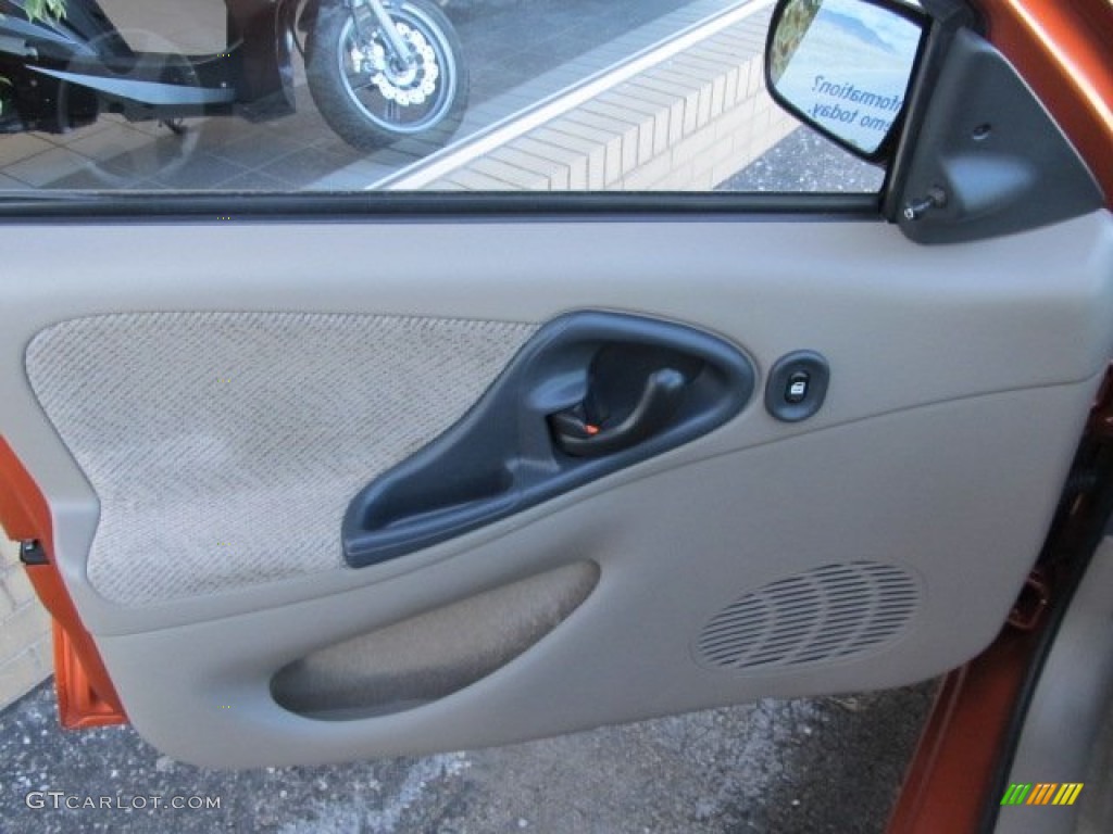 2005 Cavalier LS Sedan - Sunburst Orange Metallic / Neutral Beige photo #13
