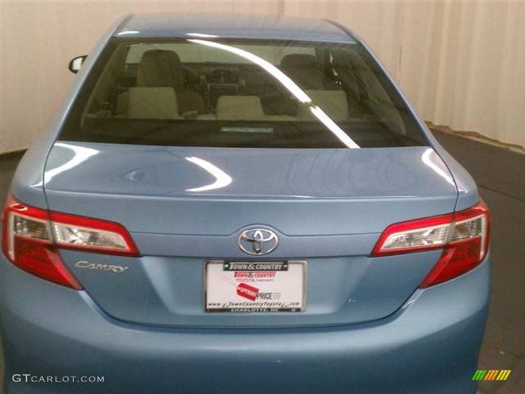2012 Camry L - Clearwater Blue Metallic / Ivory photo #3