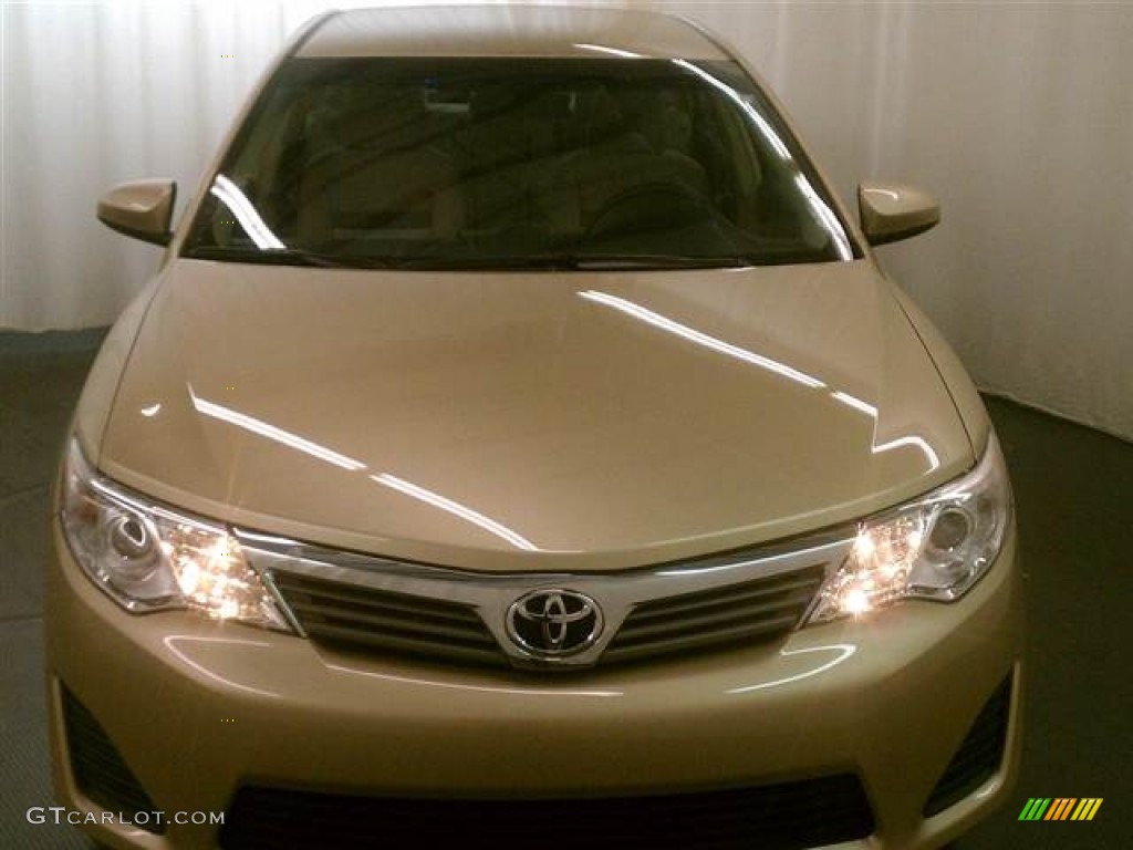 2012 Camry L - Sandy Beach Metallic / Ivory photo #2