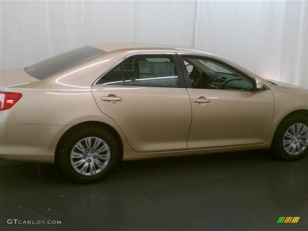 2012 Camry L - Sandy Beach Metallic / Ivory photo #4