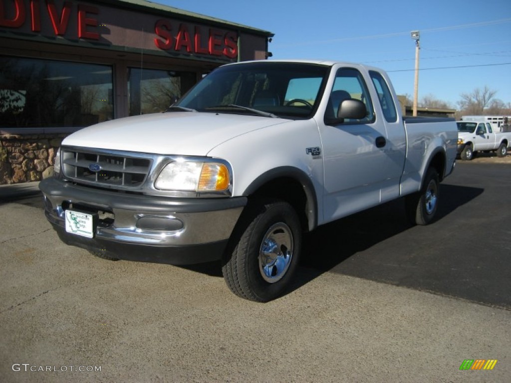 Oxford White Ford F150