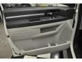 Stone White - Grand Caravan SE Photo No. 7