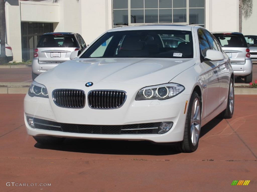 Alpine White 2012 BMW 5 Series 535i Sedan Exterior Photo #59270502
