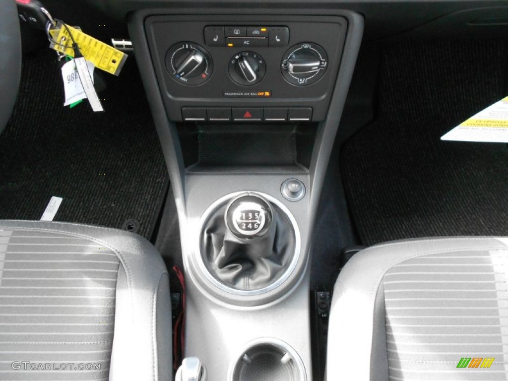 2012 Volkswagen Beetle Turbo 6 Speed Manual Transmission Photo #59271513