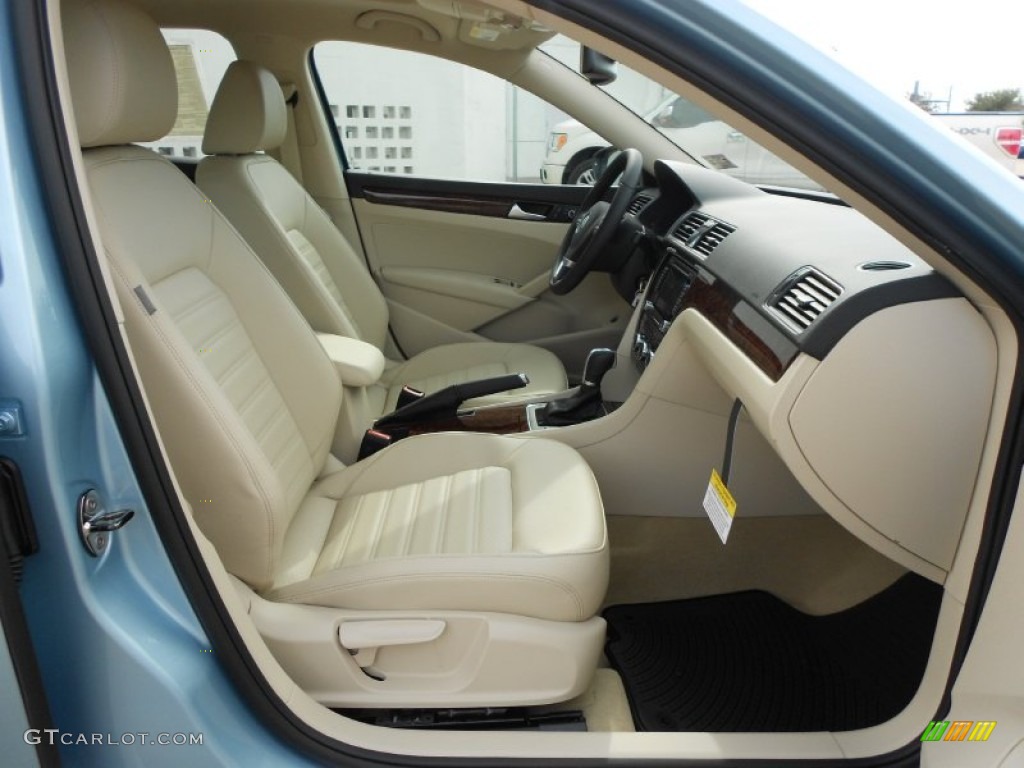 Cornsilk Beige Interior 2012 Volkswagen Passat 2.5L SEL Photo #59273082