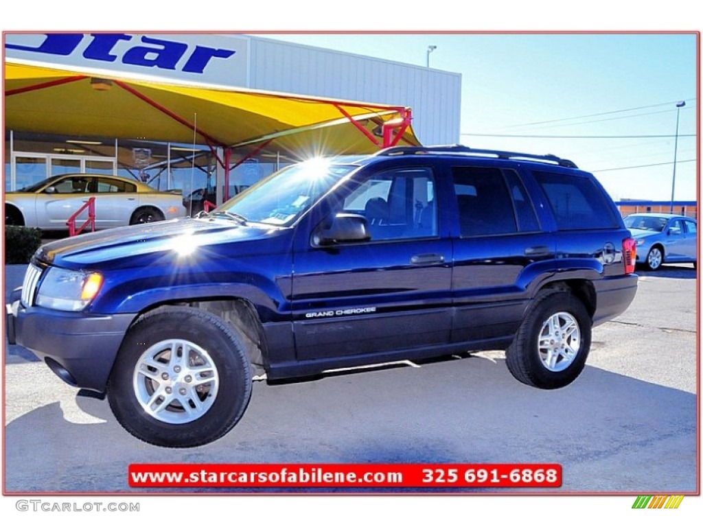 2004 Grand Cherokee Laredo - Midnight Blue Pearl / Dark Slate Gray photo #1