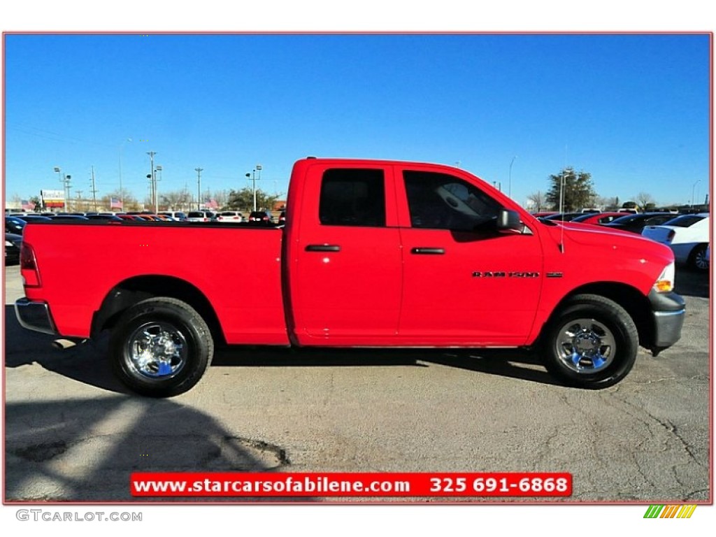 2011 Ram 1500 ST Quad Cab 4x4 - Flame Red / Dark Slate Gray/Medium Graystone photo #6