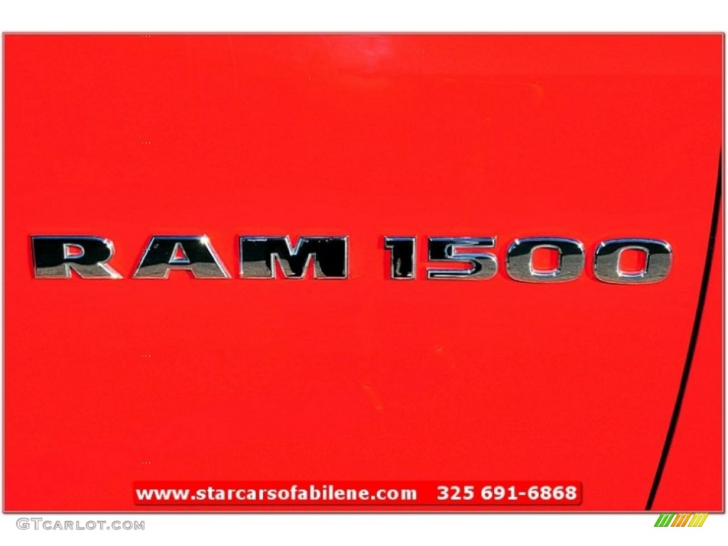 2011 Ram 1500 ST Quad Cab 4x4 - Flame Red / Dark Slate Gray/Medium Graystone photo #7