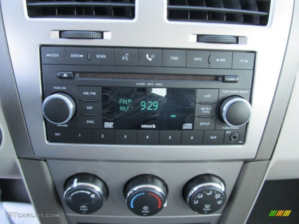 2009 Dodge Avenger SXT Audio System Photo #59281869