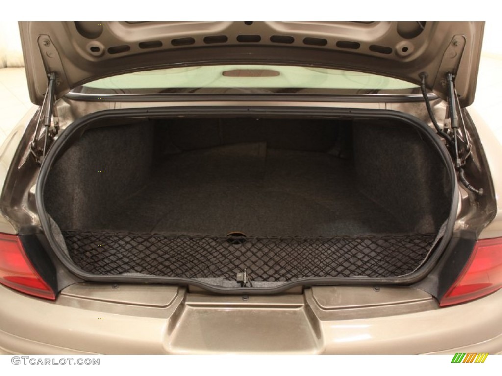 2004 Buick Regal LS Trunk Photo #59284212