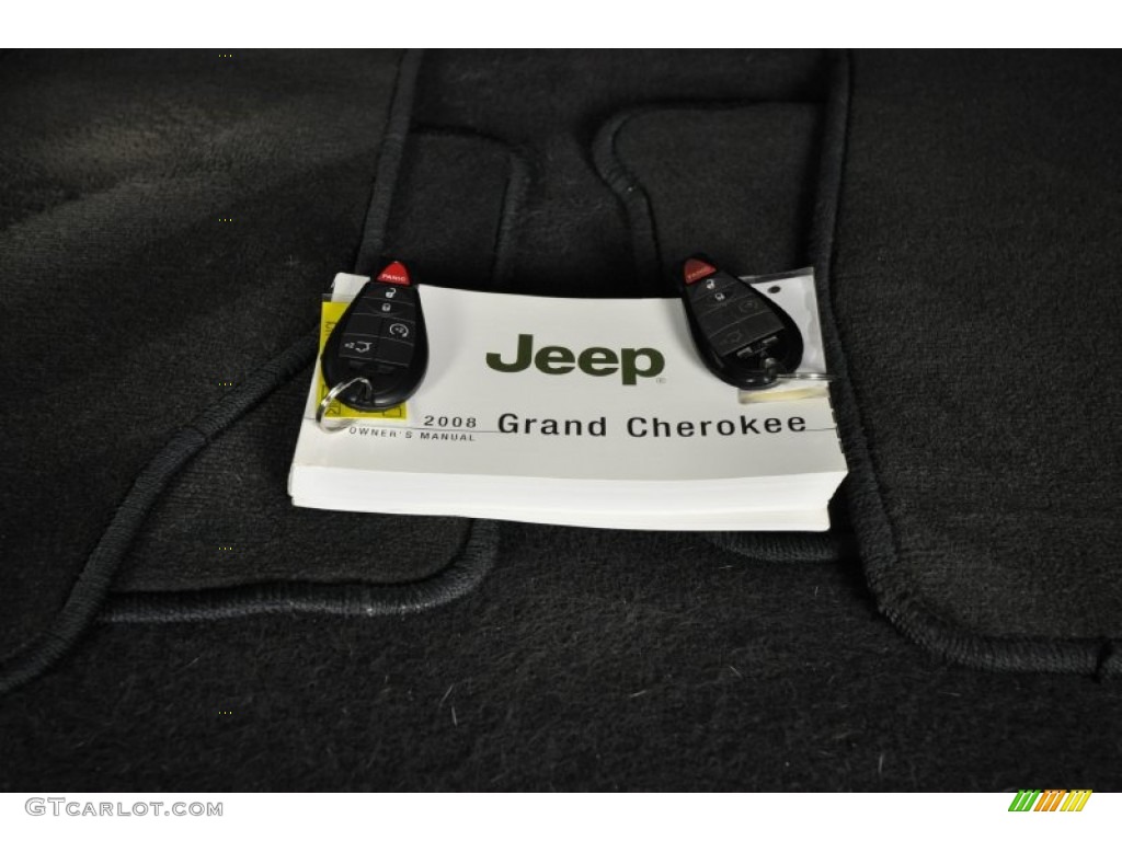 2008 Jeep Grand Cherokee Laredo 4x4 Keys Photos