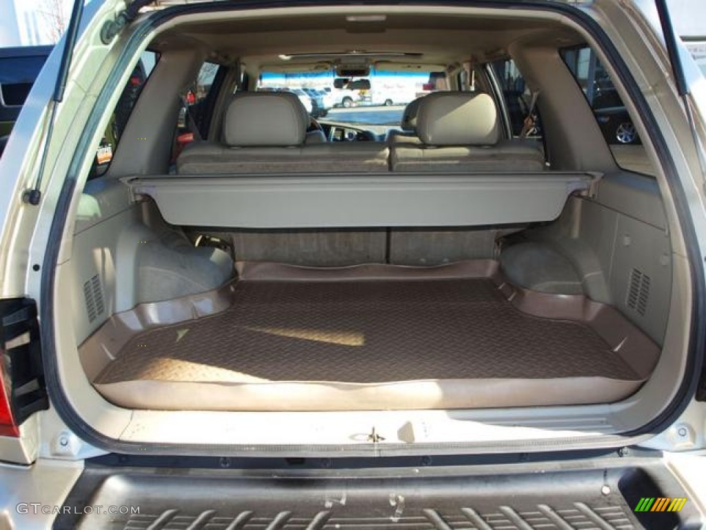 2001 QX4 4x4 - Tuscan Beige Metallic / Stone Beige photo #5