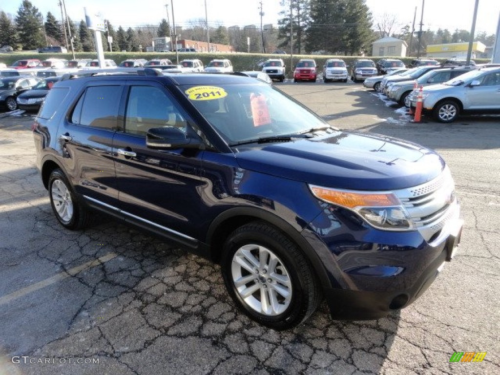 2011 Explorer XLT 4WD - Kona Blue Metallic / Charcoal Black photo #6