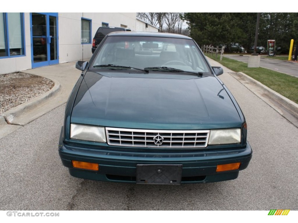 1993 Sundance Sedan - Emerald Green Pearl Metallic / Gray photo #2