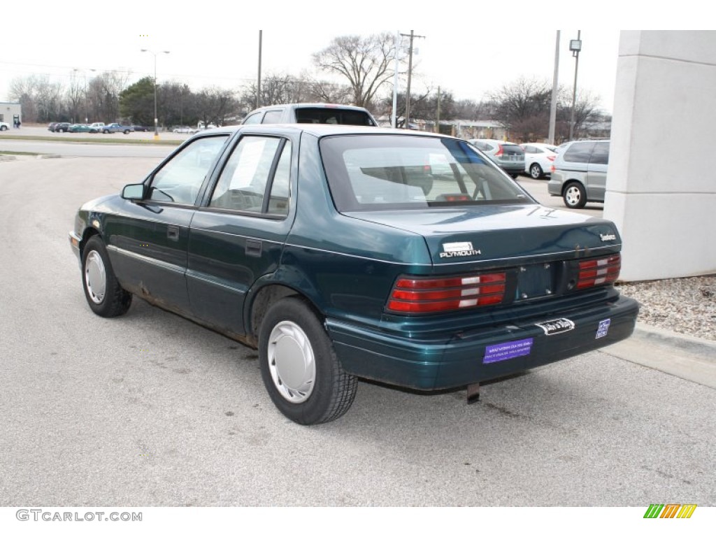 1993 Sundance Sedan - Emerald Green Pearl Metallic / Gray photo #6