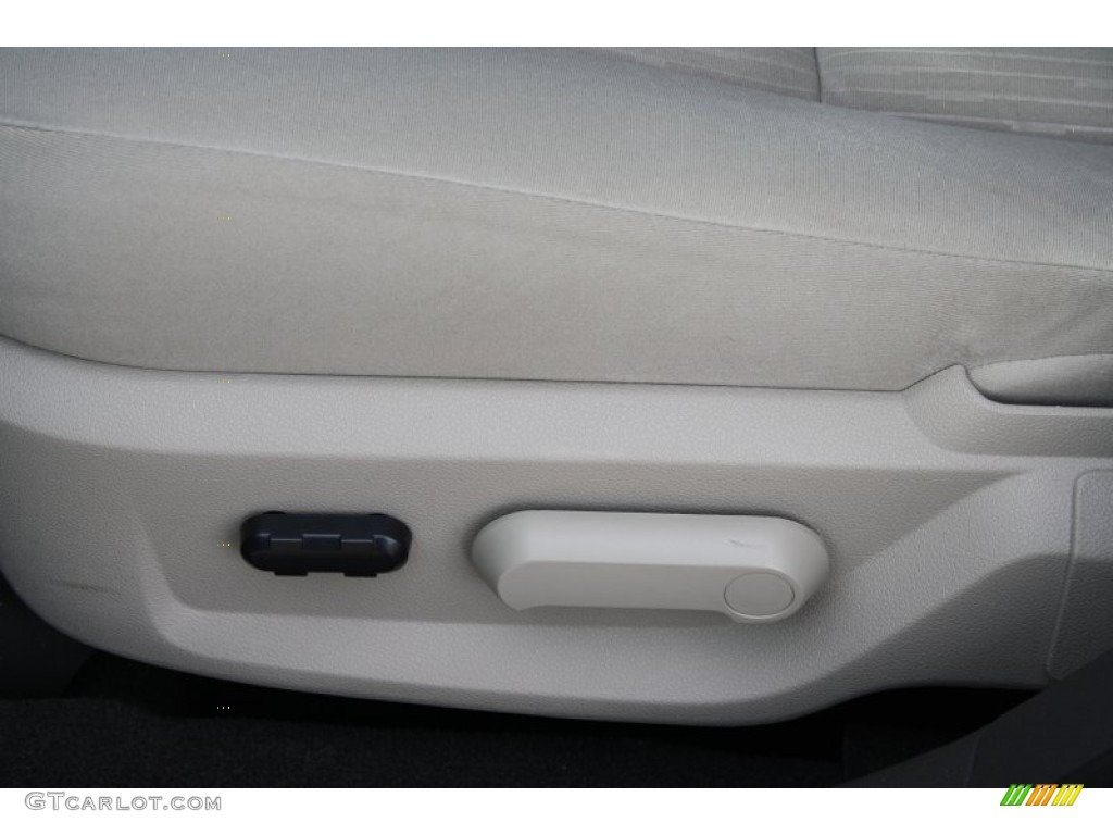 2008 Taurus X SEL - Light Ice Blue Metallic / Medium Light Stone photo #9