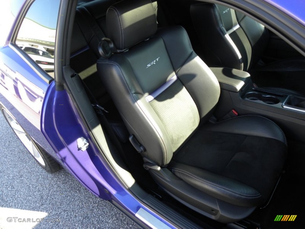 2010 Challenger SRT8 - Plum Crazy Purple Pearl / Dark Slate Gray photo #8