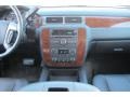 Summit White - Suburban LT 4x4 Photo No. 18