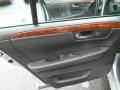 Light Platinum - DTS Sedan Photo No. 13