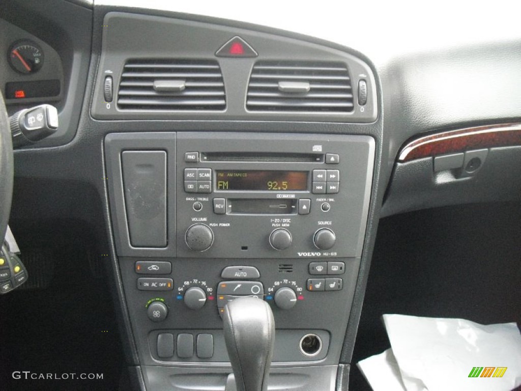 2001 V70 XC AWD - Platinum Green / Graphite photo #23