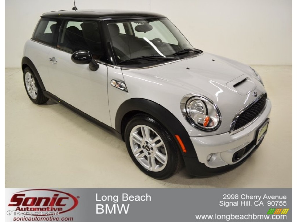White Silver Metallic Mini Cooper