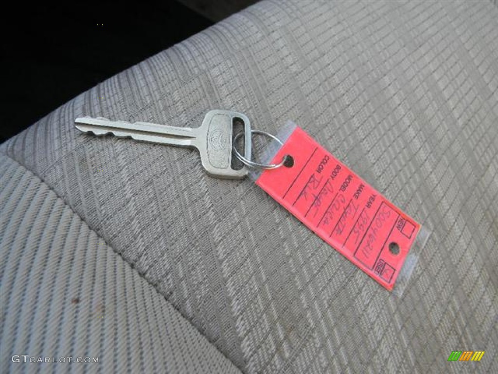 1995 Toyota Celica ST Keys Photos