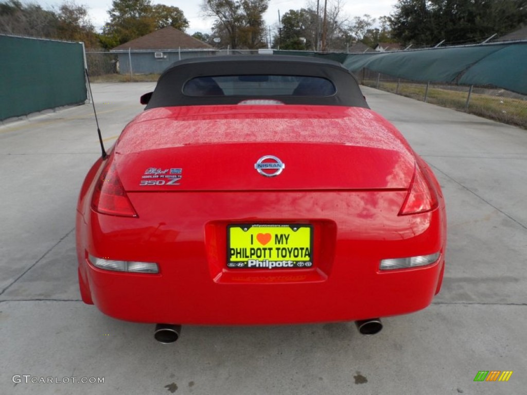 2008 350Z Touring Roadster - Nogaro Red / Charcoal photo #40