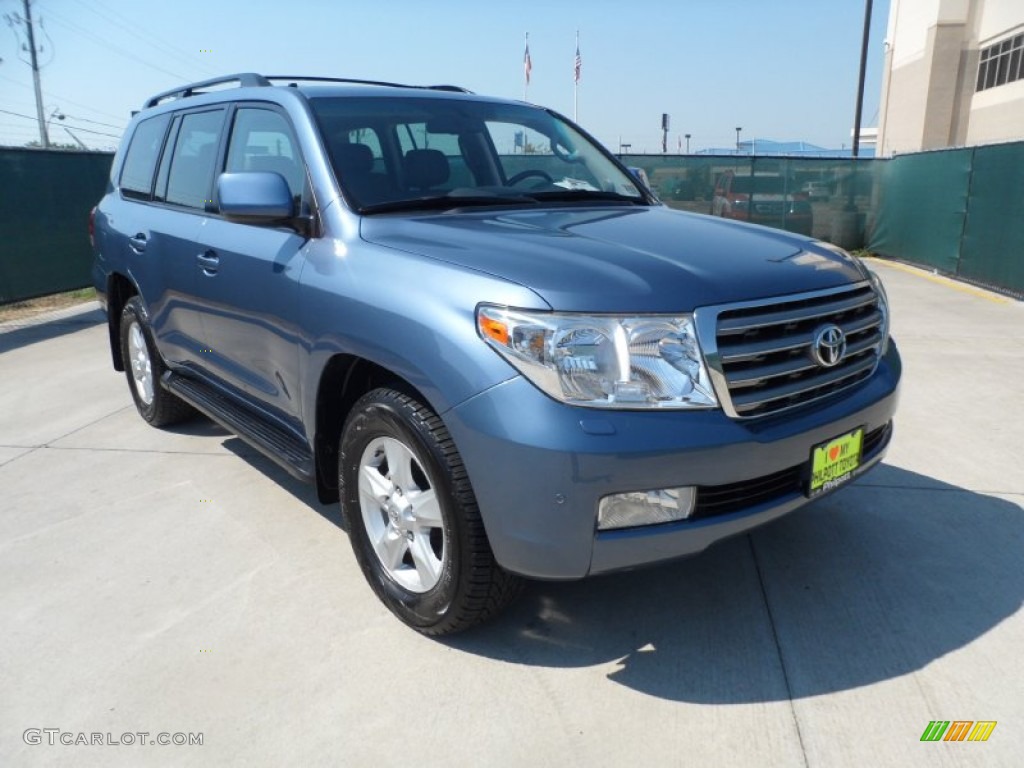 Legenda Jalan Raya: Mengupas Toyota Land Cruiser 2008