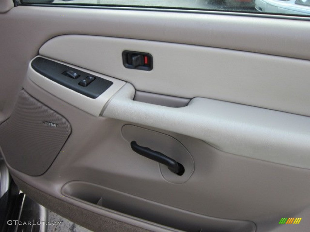 2003 Suburban 1500 LT 4x4 - Light Pewter Metallic / Tan/Neutral photo #11