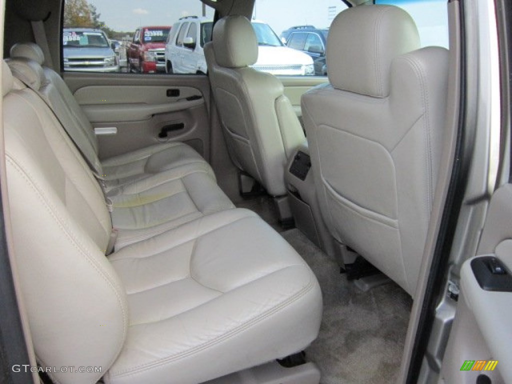 2003 Suburban 1500 LT 4x4 - Light Pewter Metallic / Tan/Neutral photo #12
