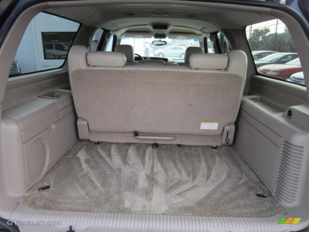 2003 Suburban 1500 LT 4x4 - Light Pewter Metallic / Tan/Neutral photo #13