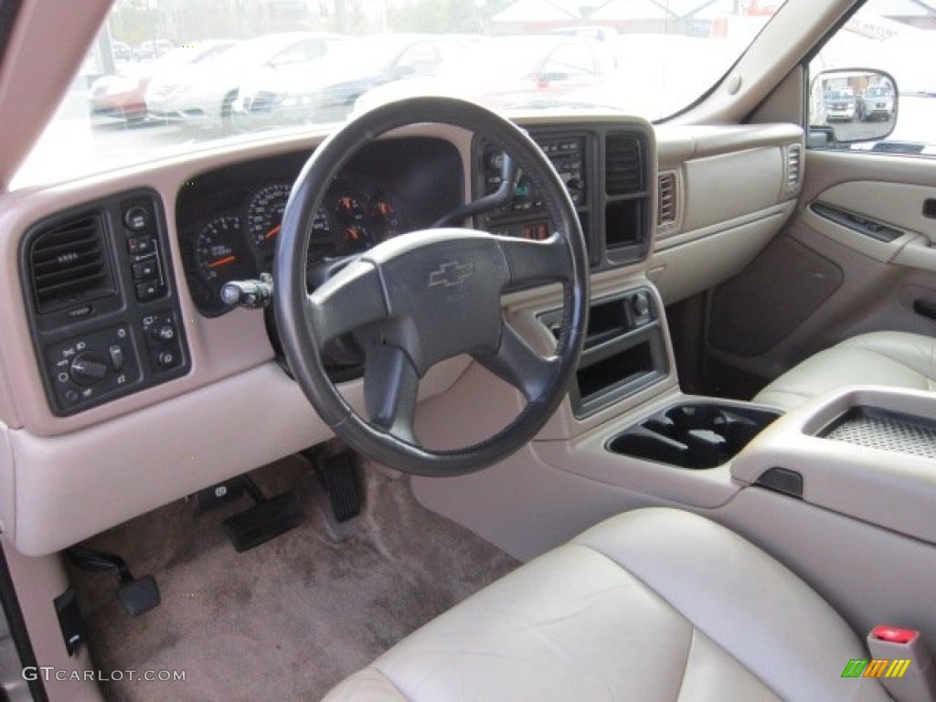 2003 Suburban 1500 LT 4x4 - Light Pewter Metallic / Tan/Neutral photo #17
