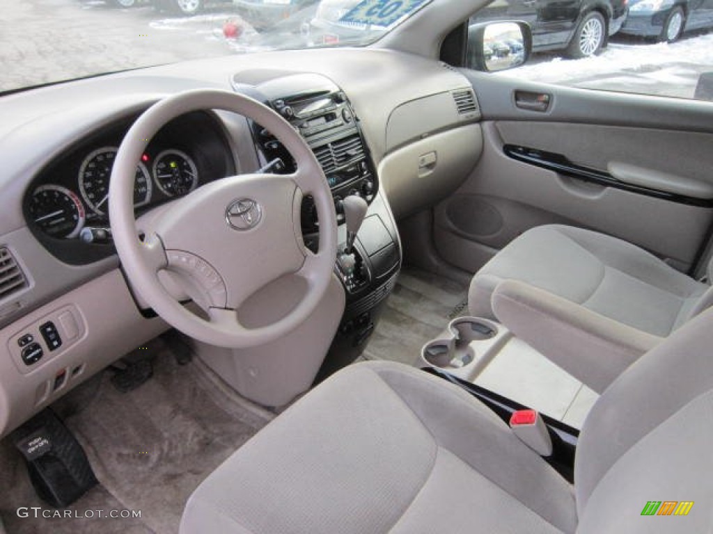 2005 Sienna LE - Aspen Green Pearl / Taupe photo #17