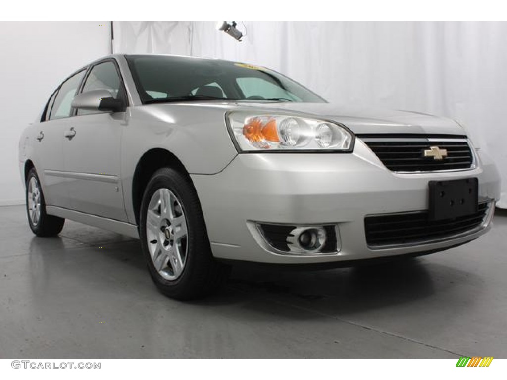 2007 Malibu LT Sedan - Silverstone Metallic / Titanium Gray photo #3