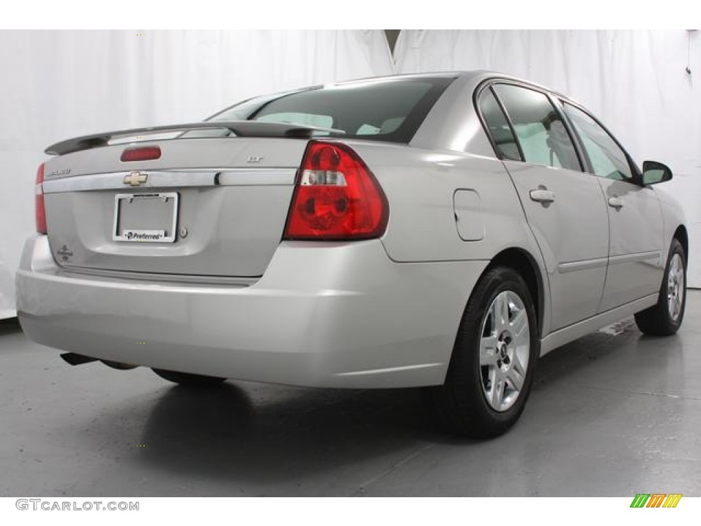 2007 Malibu LT Sedan - Silverstone Metallic / Titanium Gray photo #4