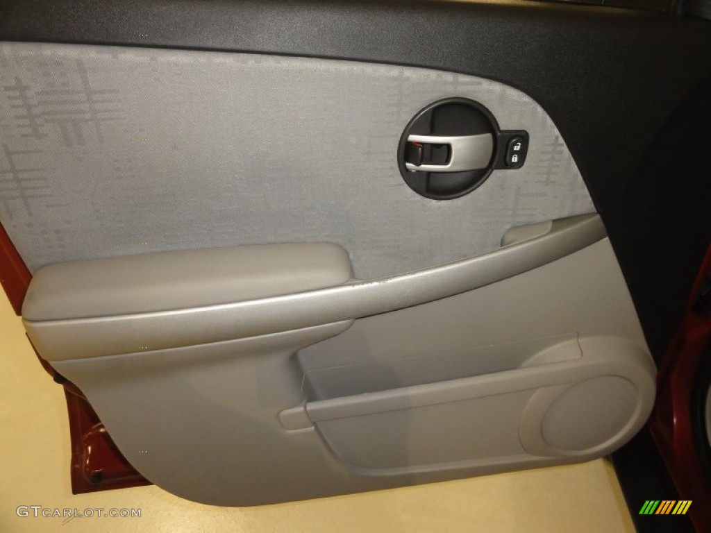 2005 Equinox LS - Salsa Red Metallic / Light Gray photo #14