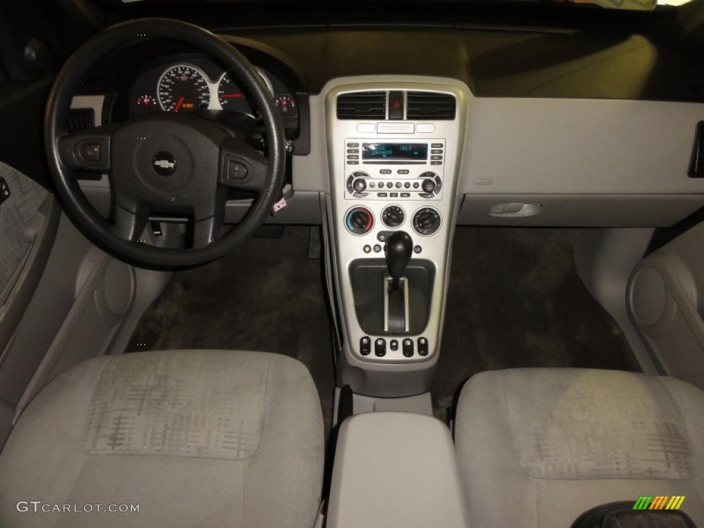 2005 Equinox LS - Salsa Red Metallic / Light Gray photo #26