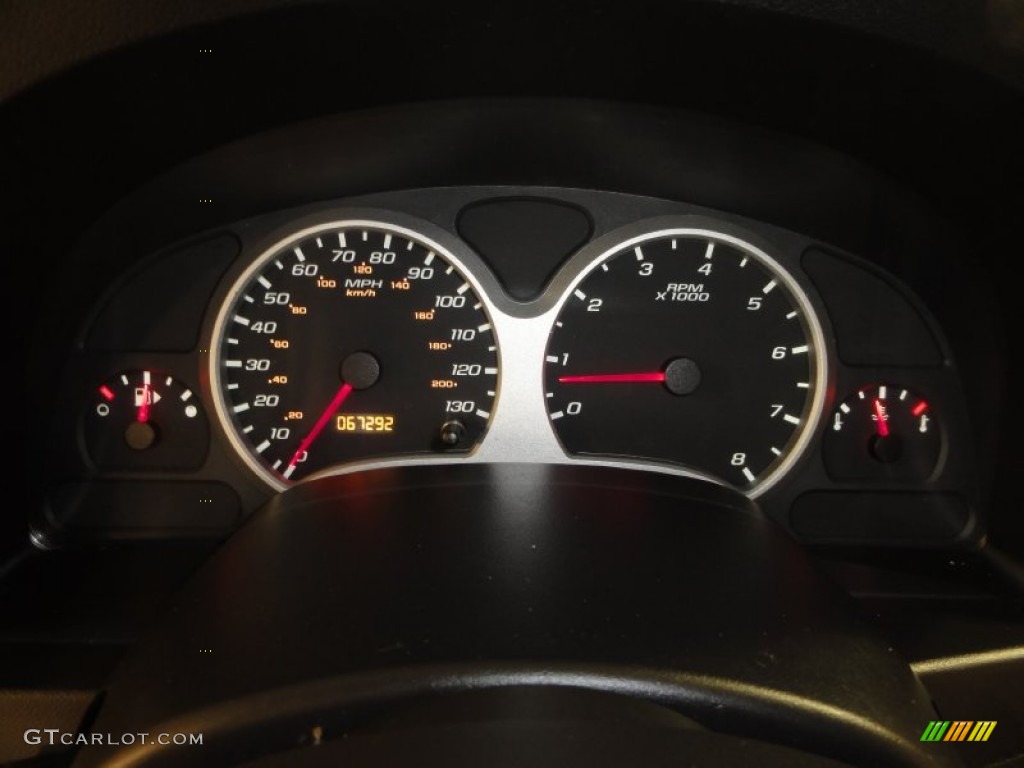 2005 Equinox LS - Salsa Red Metallic / Light Gray photo #34