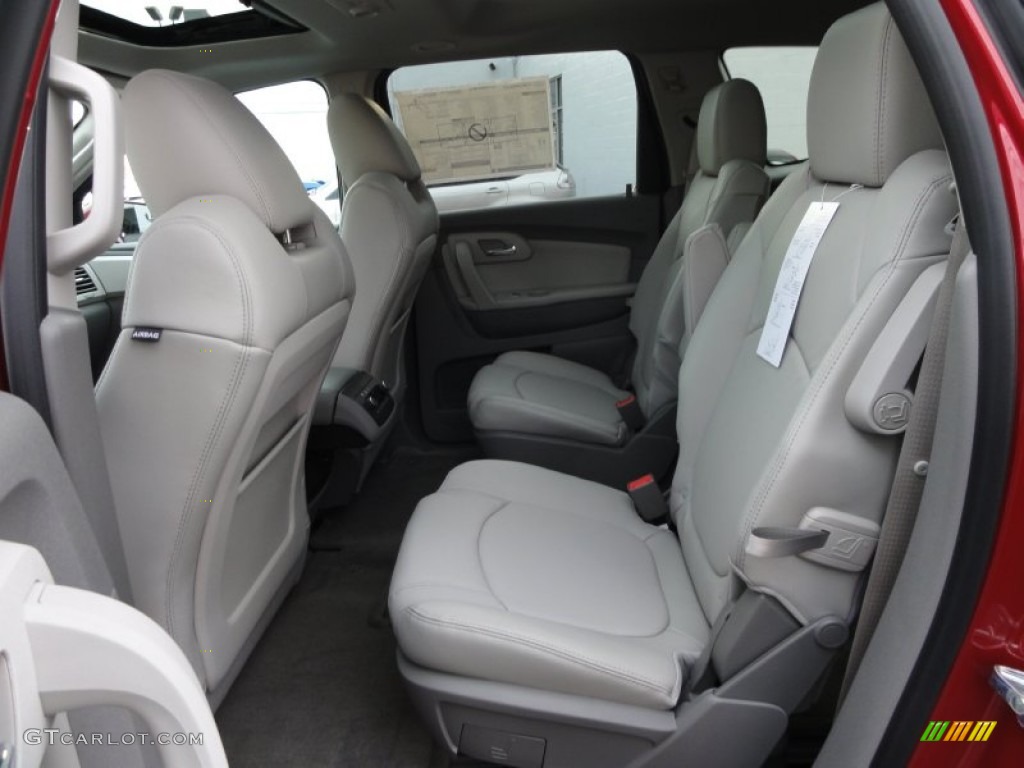 Light Gray/Ebony Interior 2012 Chevrolet Traverse LT Photo #59311590