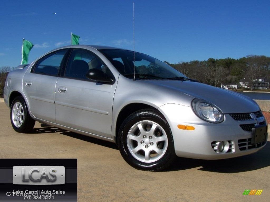 2003 Neon SXT - Bright Silver Metallic / Dark Slate Gray photo #1