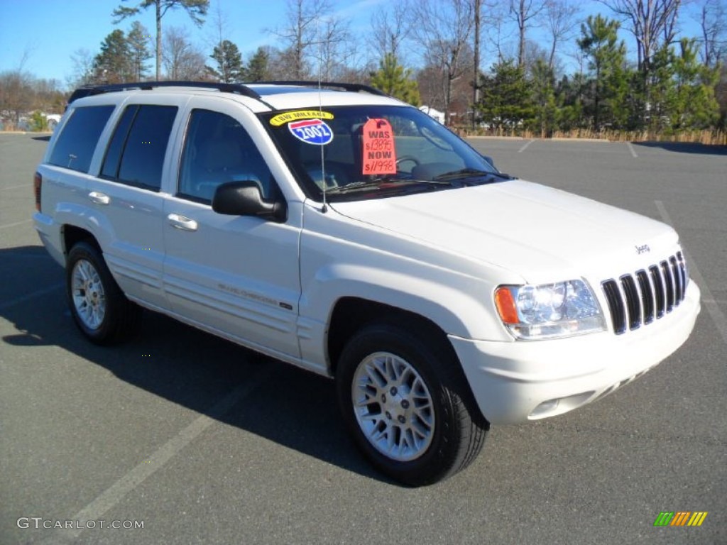 2002 Grand Cherokee Limited 4x4 - Stone White / Taupe photo #2
