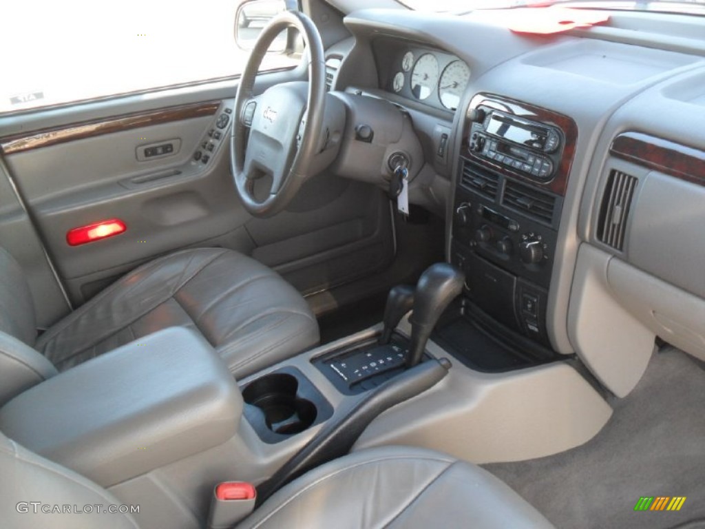 2002 Grand Cherokee Limited 4x4 - Stone White / Taupe photo #27