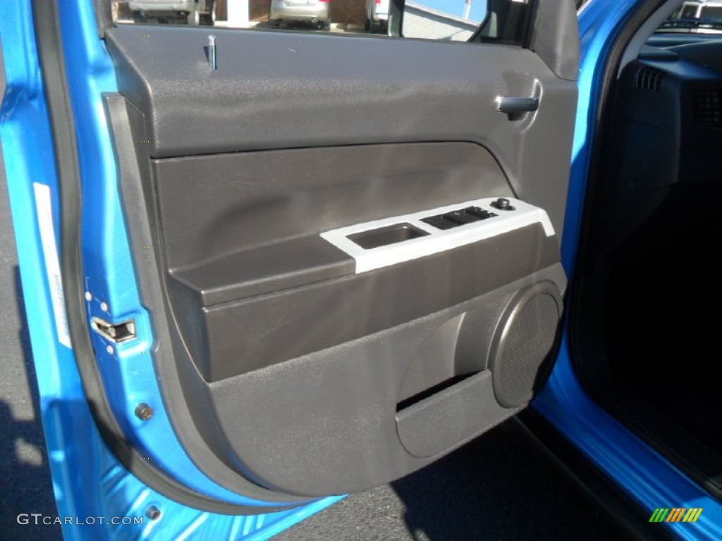 2008 Patriot Limited - Surf Blue Pearl / Dark Slate Gray photo #10