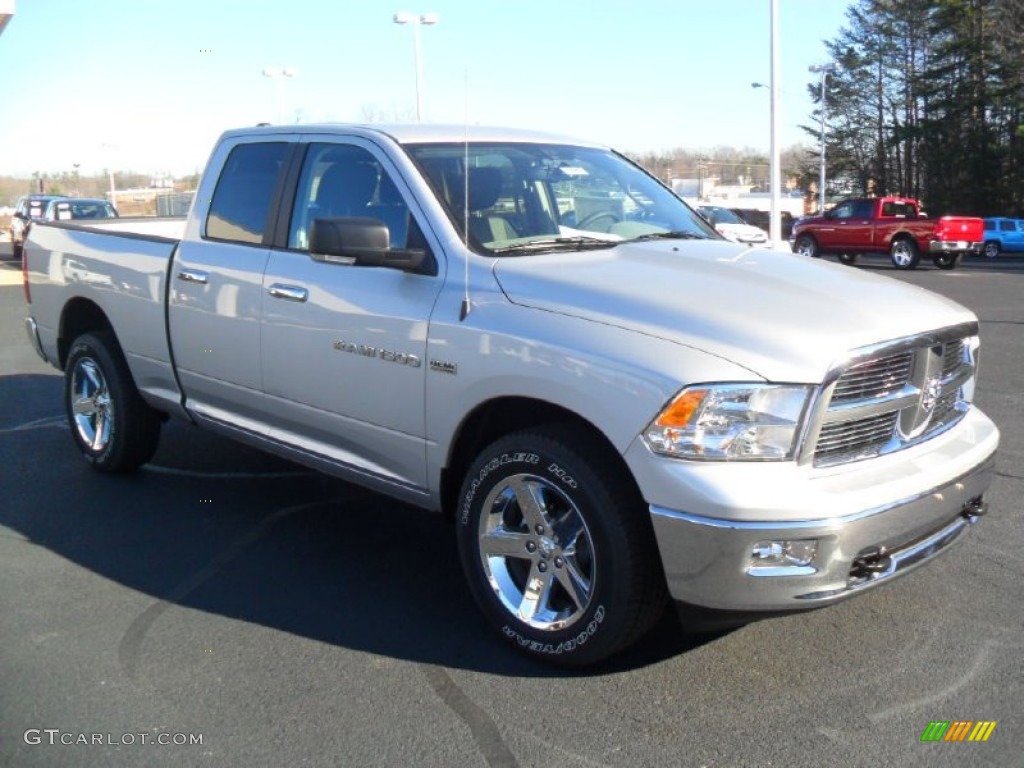 2012 Ram 1500 SLT Quad Cab 4x4 - Bright Silver Metallic / Dark Slate Gray/Medium Graystone photo #2