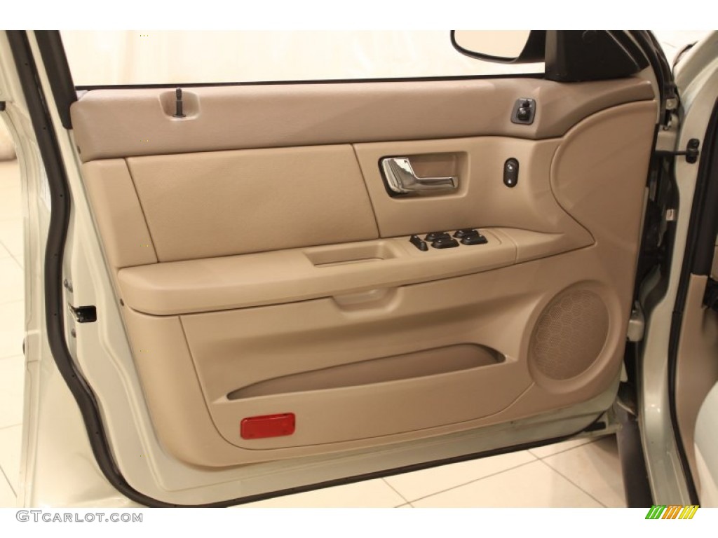 2003 Ford Taurus LX Door Panel Photos