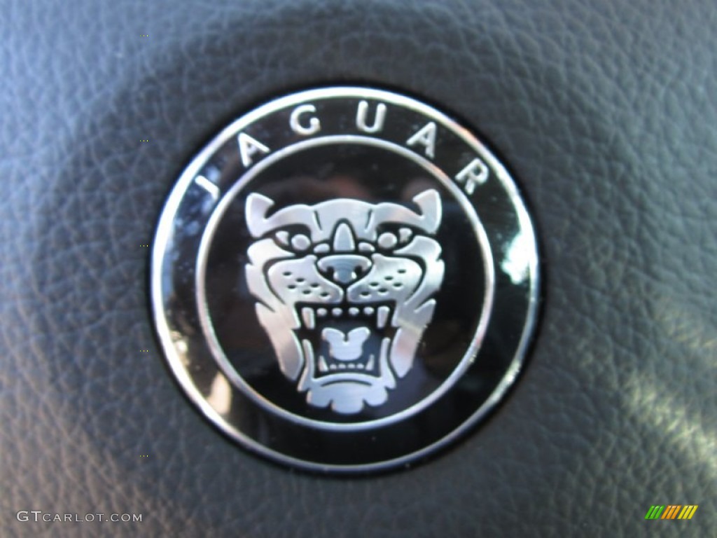 2009 Jaguar XK XK8 Convertible Marks and Logos Photos