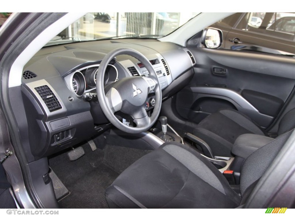 Black Interior 2007 Mitsubishi Outlander ES Photo #59324516