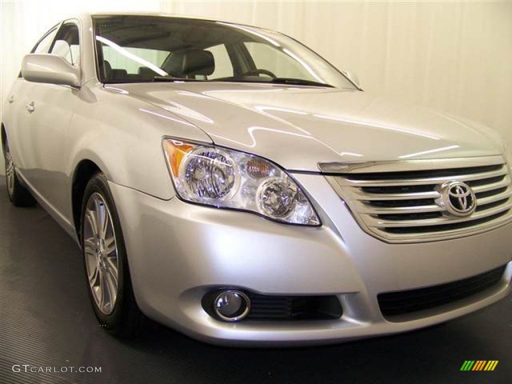 Classic Silver Metallic Toyota Avalon