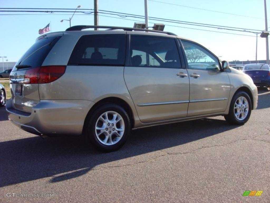 2005 Sienna XLE Limited - Desert Sand Mica / Taupe photo #5